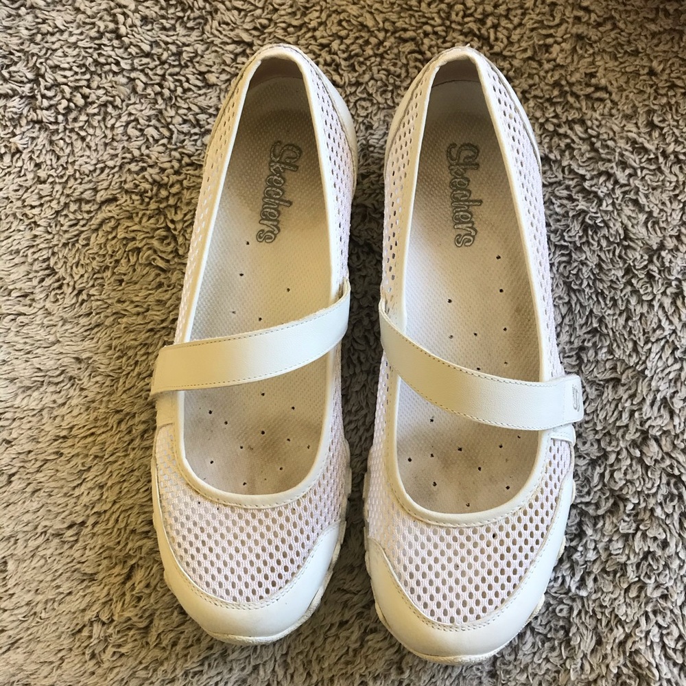 Skechers